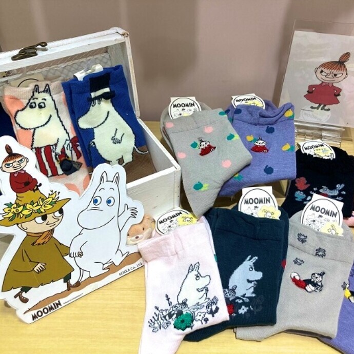 大人気!ムーミン靴下入荷しました♪