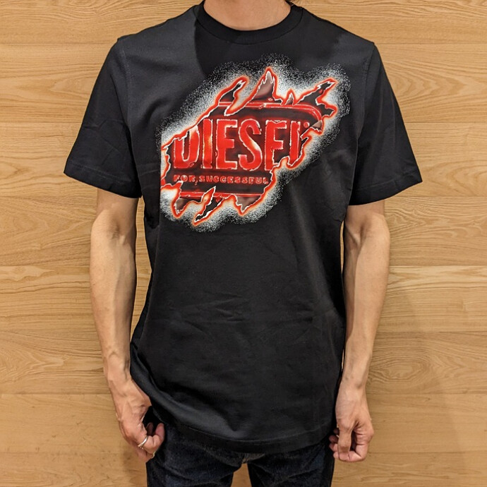 DIESEL☆スクラッチロゴS/T -ショップニュース：高崎オーパ-