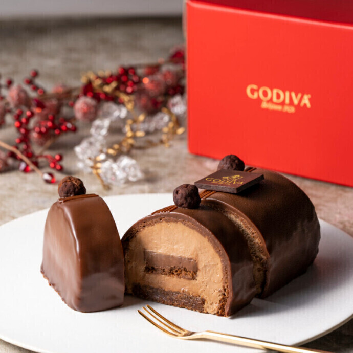 ゴディバらしさあふれるクリスマスケーキ 　『ゴディバ ブッシュ ド ノエル』