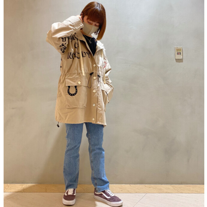 DRAWING COAT