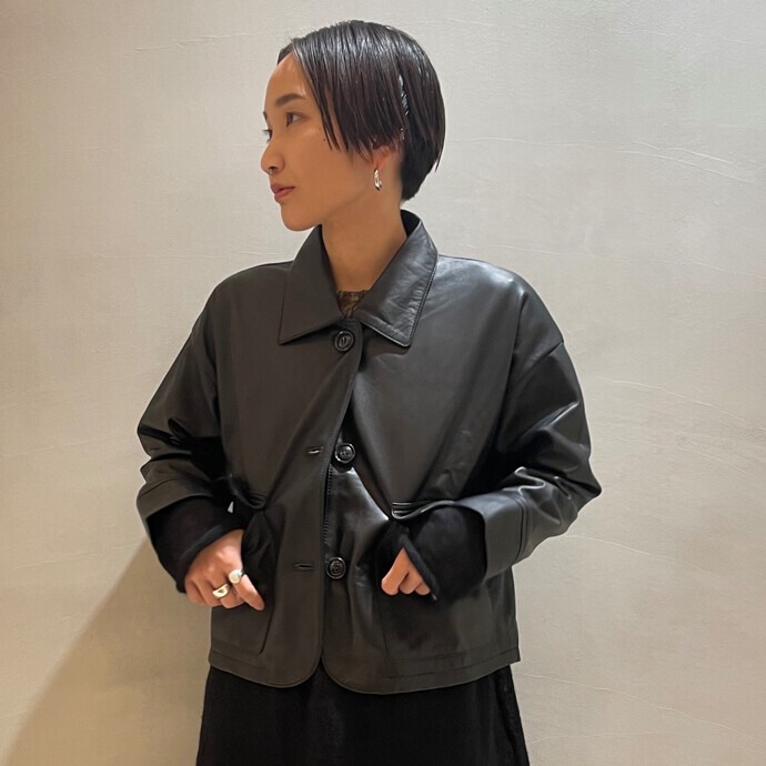 CROPPED LEATHER JACKET