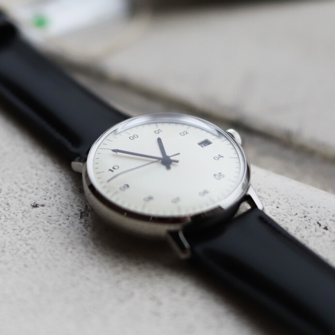 時を図るための道具、日本の時計ブランド「sazaré」から初自動巻き時計「SK02（エスケーゼロツー）」
