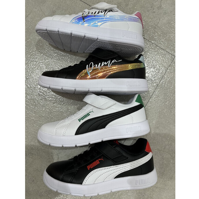 ✨ PUMAキッズ COURTFLEX V3 ✨