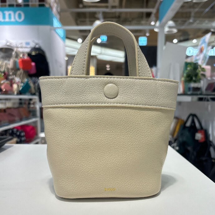 nano】小さくてかわいい新作バッグ入荷♪ -ショップニュース
