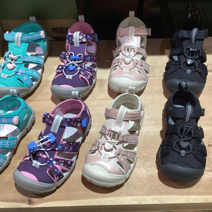 KEEN キーン サンダル キッズ 水陸両用 アウトドアシューズ SEACAMP II CNX