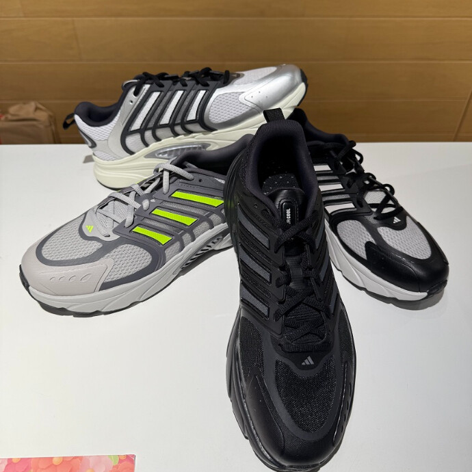【ADIDAS　新作紹介！！★】