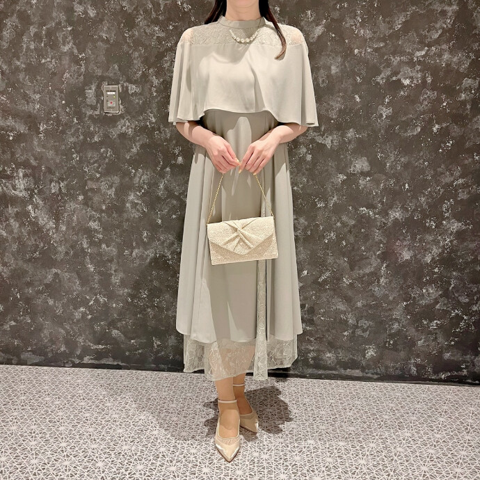 レーススカート付きケープ風ワンピースドレス👗