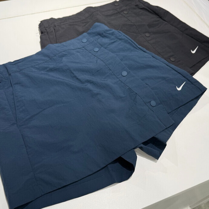 【NIKE ウェア　新作紹介！！★】