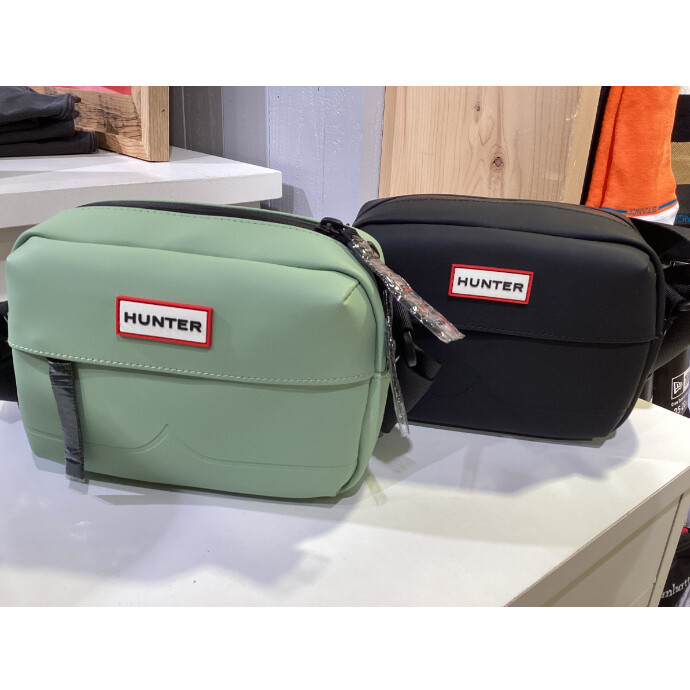 HUNTER オリジナル ラバライズ ミニ クロスボディが新入荷致しました！