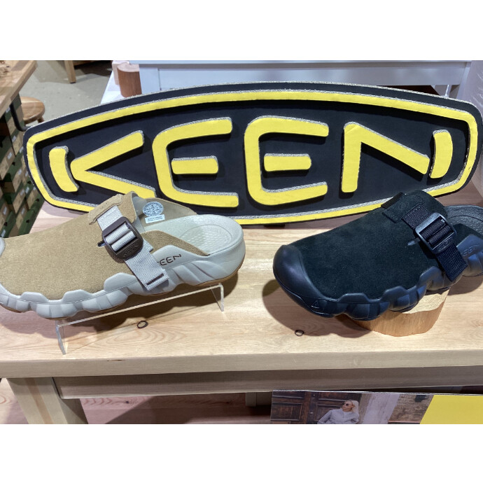 KEEN ハイパーポート クロッグ レザー サンダルが新入荷致しました！