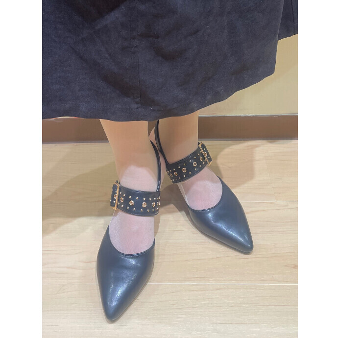 トレンドパンプス💕