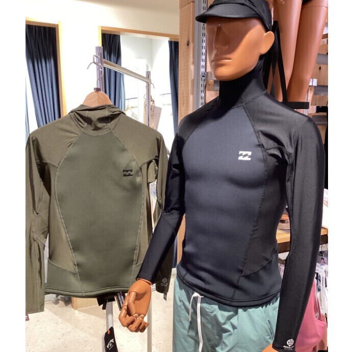 Billabongの長袖ウェットスーツ。マリンスポーツに最適なデザインと機能性で、快適な着用感を提供します。