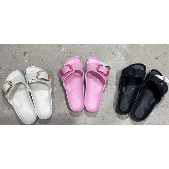 BIRKENSTOCK新作ピンクサンダル！足元から気分が上がるキュートな一足で、おしゃれをアップデート。