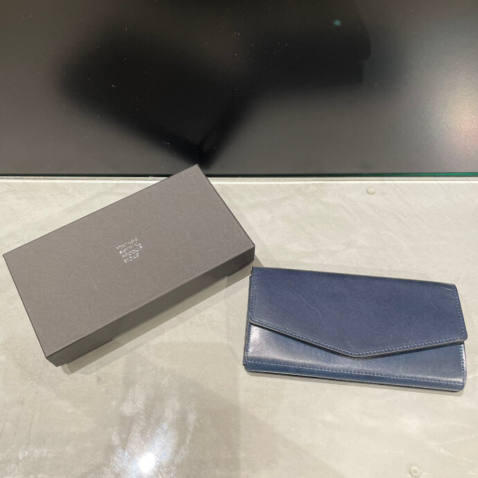 Six coup de foudre 熊革 ジビエ革 レザーがま口財布 Six coup de foudre シスクードフードル がま口 ミニ 熊革