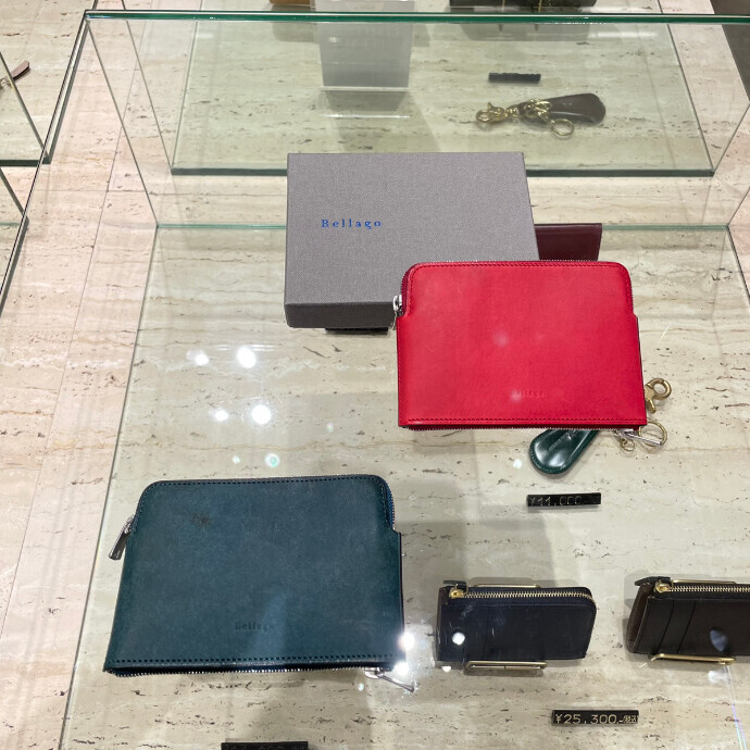 ベラーゴ プラティコ コンパクト財布 Bellago