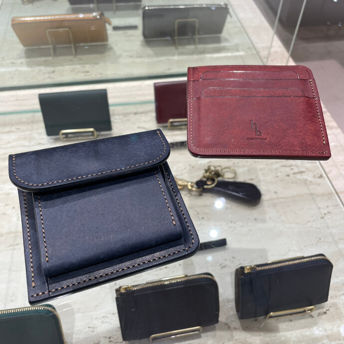アッカ・ボッテガ Strato ストラート プエブロ コンパクトマルチウォレット acca bottega