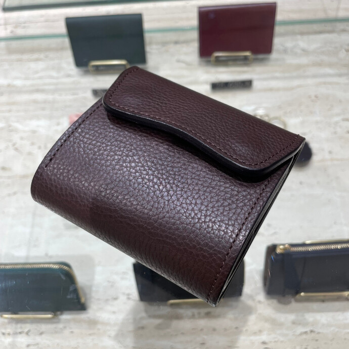 アッカ・ボッテガ Falce ファルチェ ミネルバボックス×リスシオ ギャルソン三つ折り財布 acca bottega