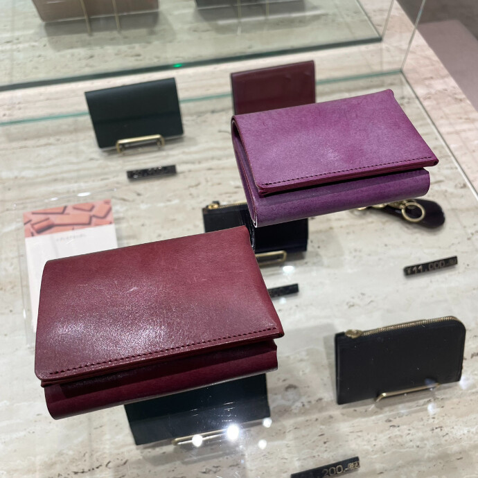 ファブリック しっかり入ってコンパクトな財布 TRI-FOLD WALLET 財布 FABRIK