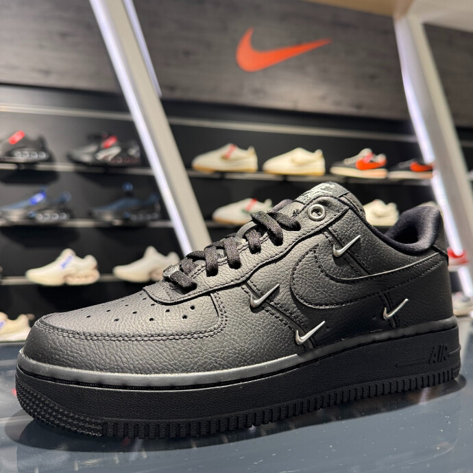 【NIKE 新作紹介 ！！★】