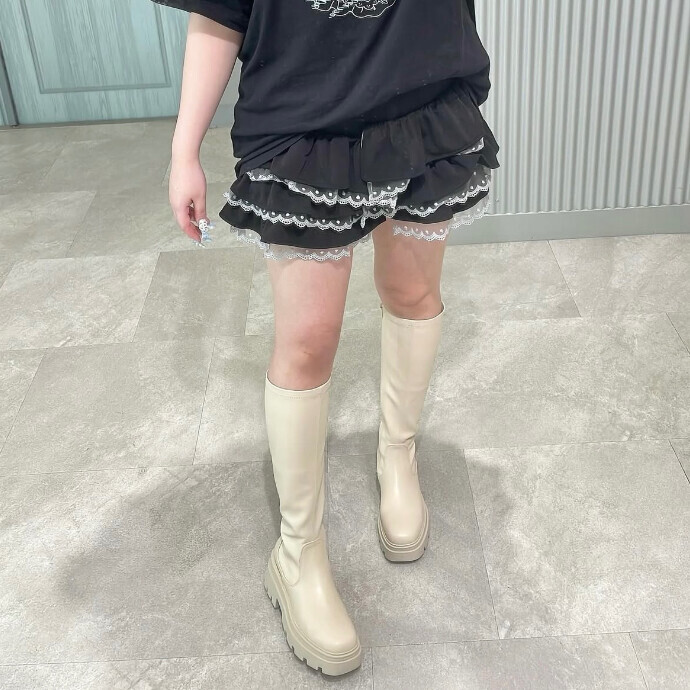 ★人気ロングブーツのご紹介です★