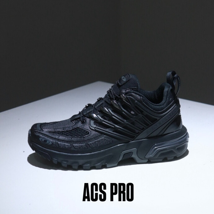 SALOMON / 個性際立つ、おすすめアイテムラインナップ Part2