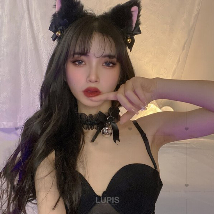 大人気🎃猫耳カチューシャのご紹介です🐱🖤