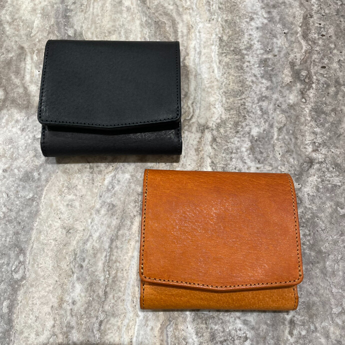 デシベル 二つ折りギャルソン財布 ピッグレザー Decibell