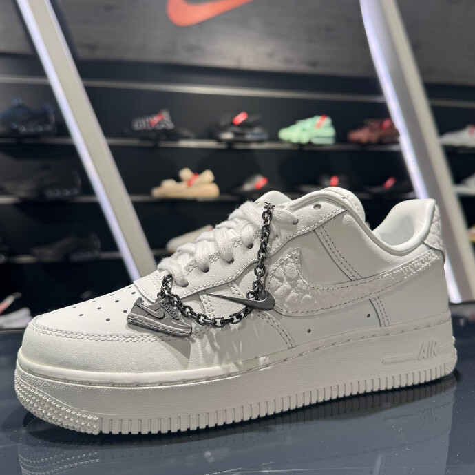 【NIKE 新作紹介 ！！★】