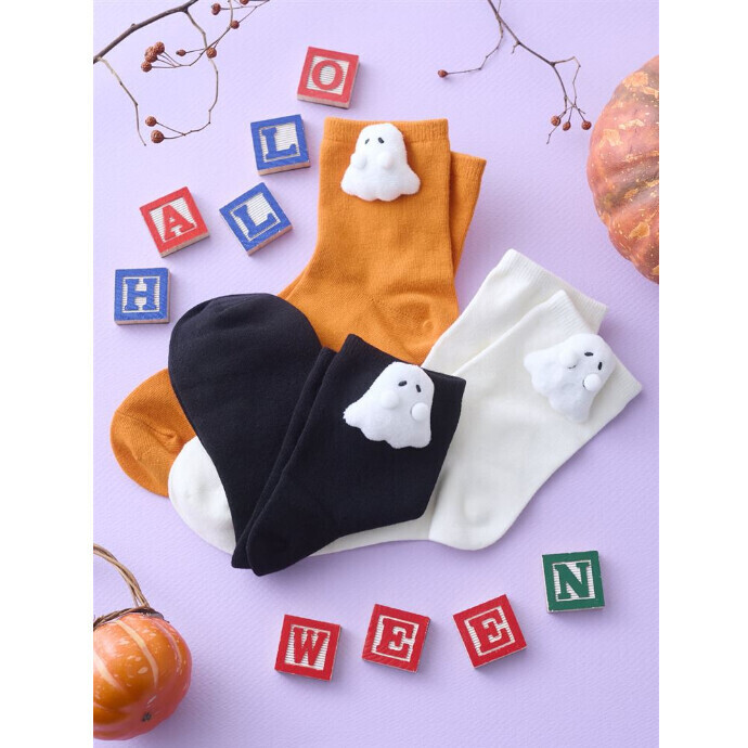 足元からハロウィン気分になれる、おばけマスコットソックス♪
