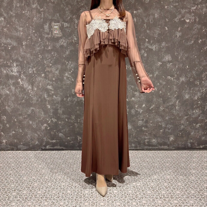 胸元フリルビスチェ付きドレス