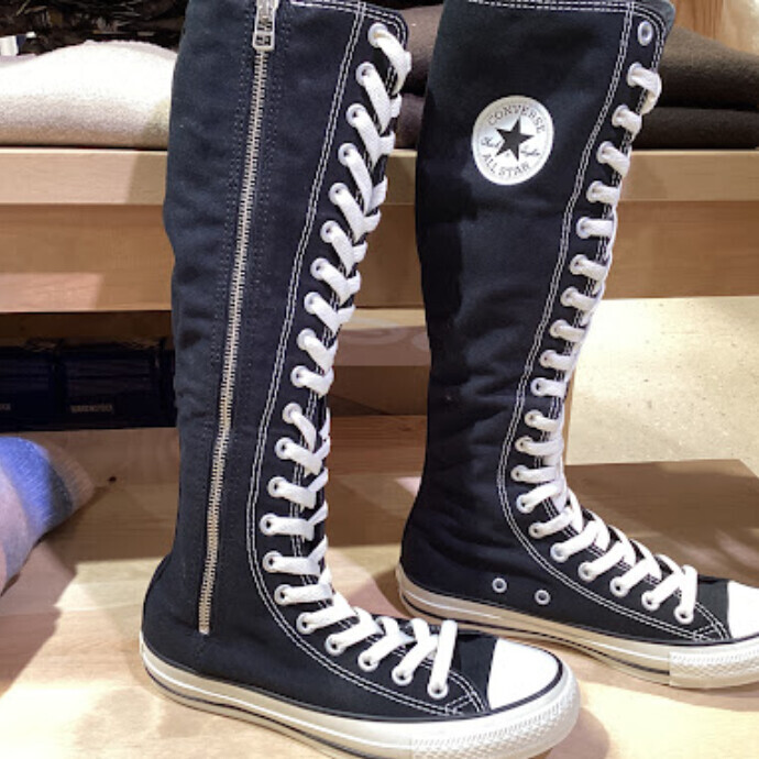 ＼存在感抜群！／ 希少なニーハイ コンバース入荷！