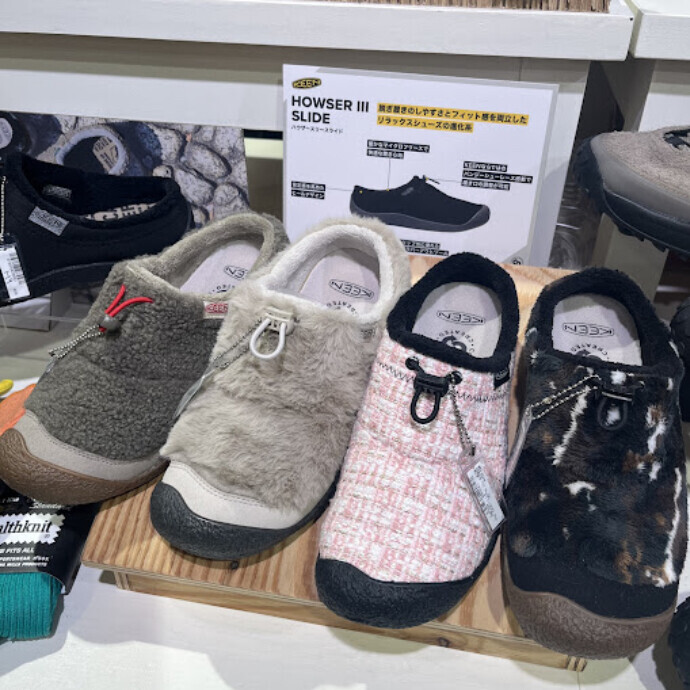【KEEN HOWSER III SLIDE】冬にぴったりのあったかシューズ入荷！
