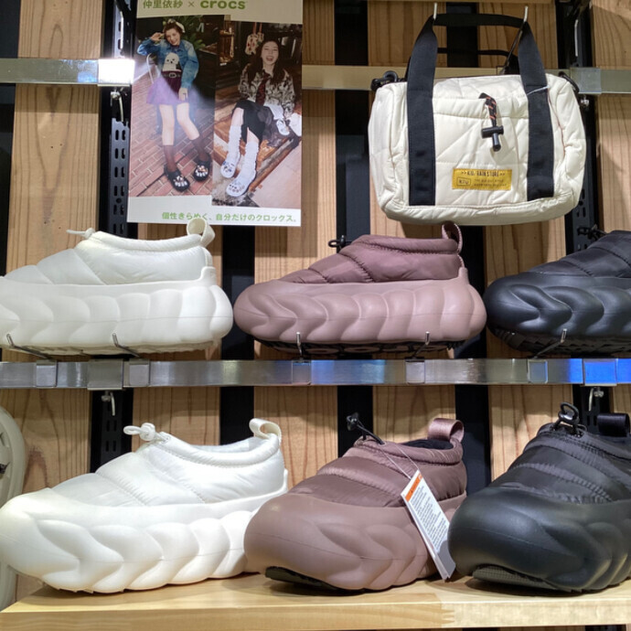 クロックスの最新作！「オーバーパフ ショーティ」が入荷しました！