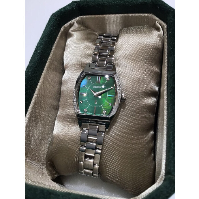 【SEIKO LUKIA】ホリデーシーズン限定モデル入荷！【SSWA017】