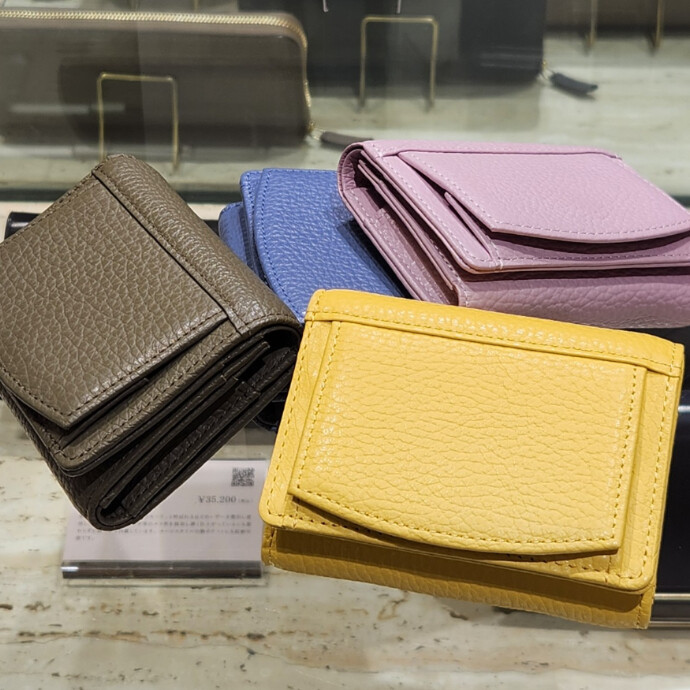 T3. Palma コンパクト三つ折り財布