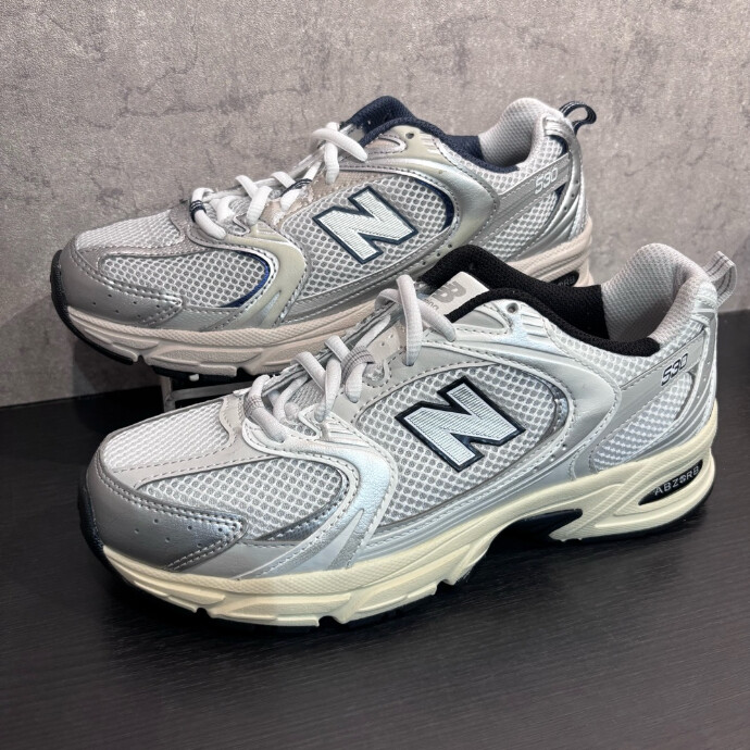 NEW BALANSCE ＜MR530＞