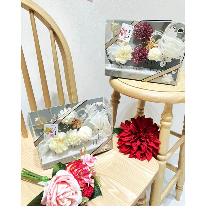 髪飾りのご紹介⭐