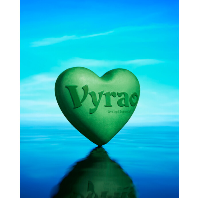 【12月3日発売】LOVE EIGHT