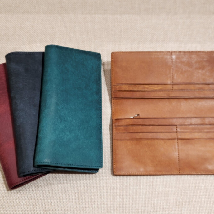 ブースターズ　薄型長財布