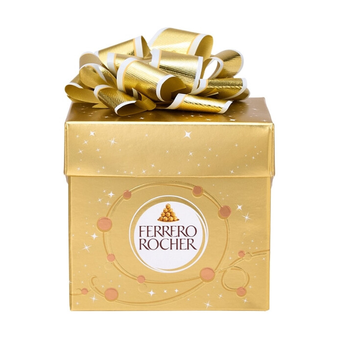 新入荷！　FERRERO フェレロ ロシェ キューブ T-6