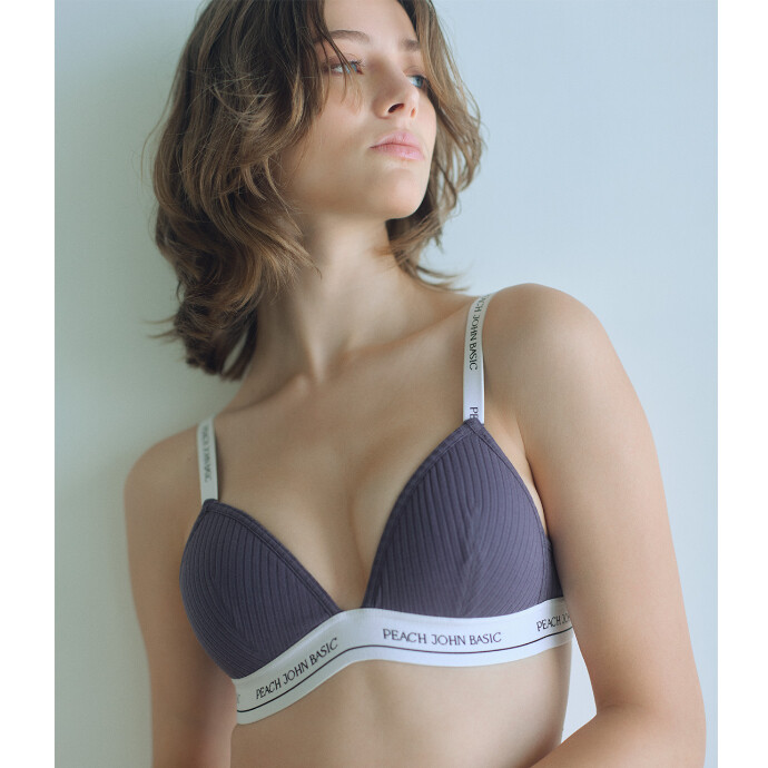 大人気のロゴシリーズからトライアングルブラが登場✨