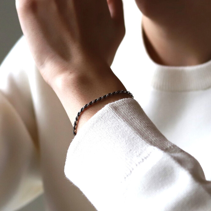 Xmasギフトにおすすめ：メンズシルバーアクセサリー入荷