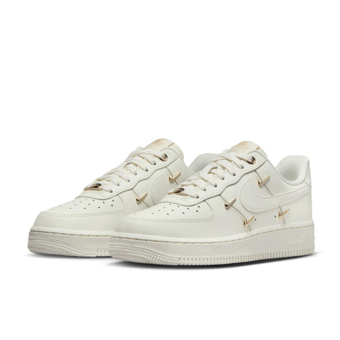 【NIKE】ウィメンズ エア フォース 1 '07