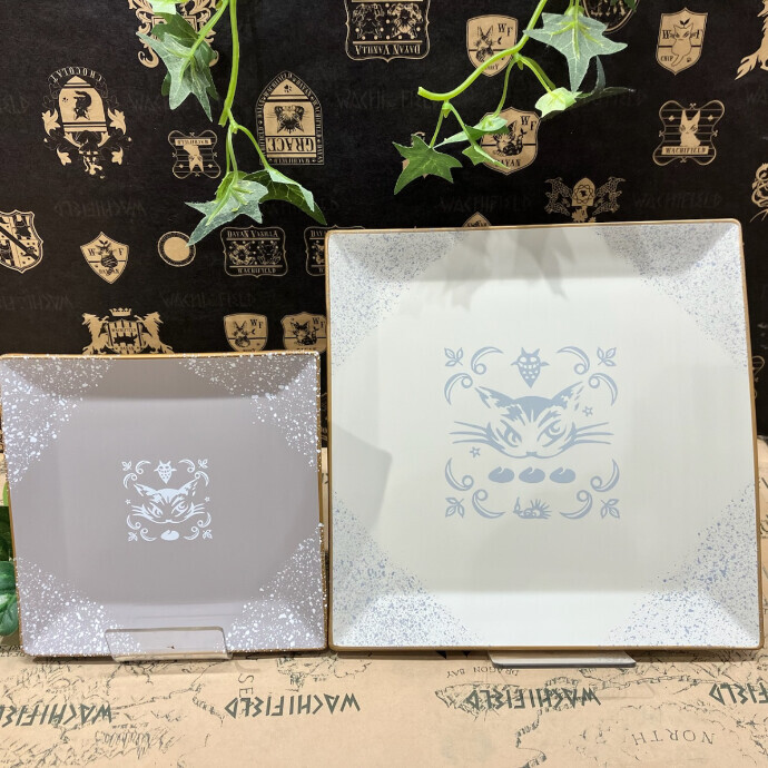 新商品《塗り角皿》のご紹介♪