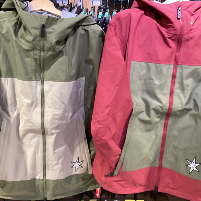 【25-26最速】VOLCOMアーサー・ロンゴ3レイヤー最新作！