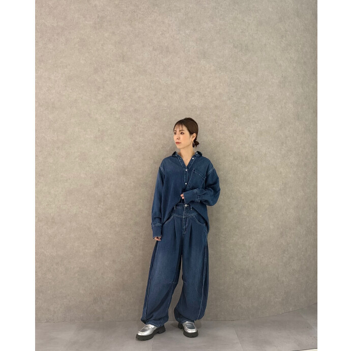 柔らかく落ち感があり程良くリラクシーなムード