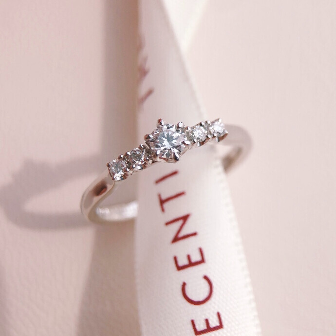 【ペアステンレスマグや誕生石など輝きをプラスするプレゼントも】澄みきった愛を贈る。ニューイヤーダイヤモンドフェア開催