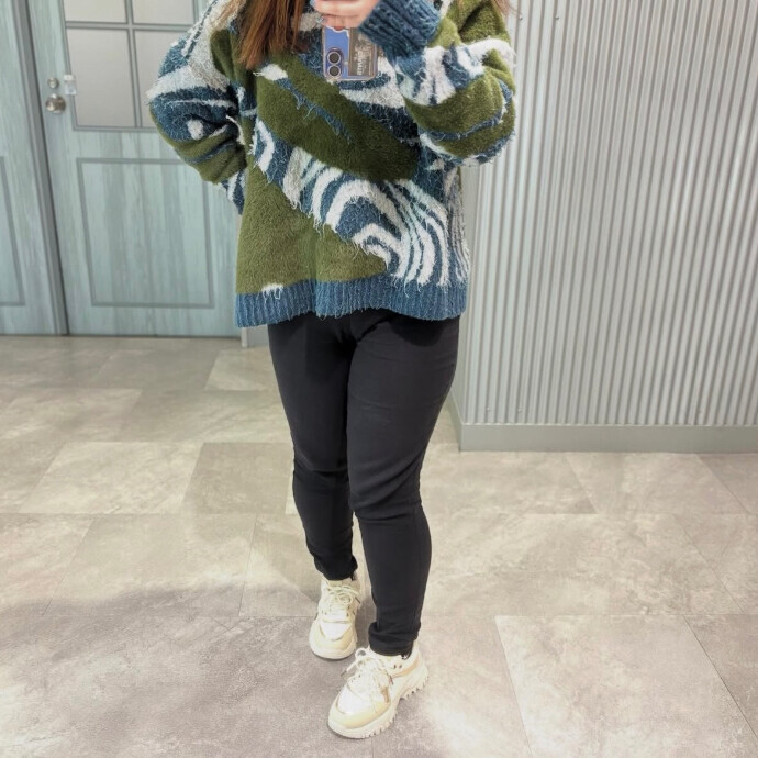 ★新作スニーカーのご紹介です★