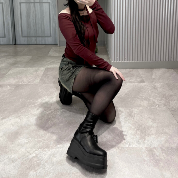 人気ブーツご紹介🐙