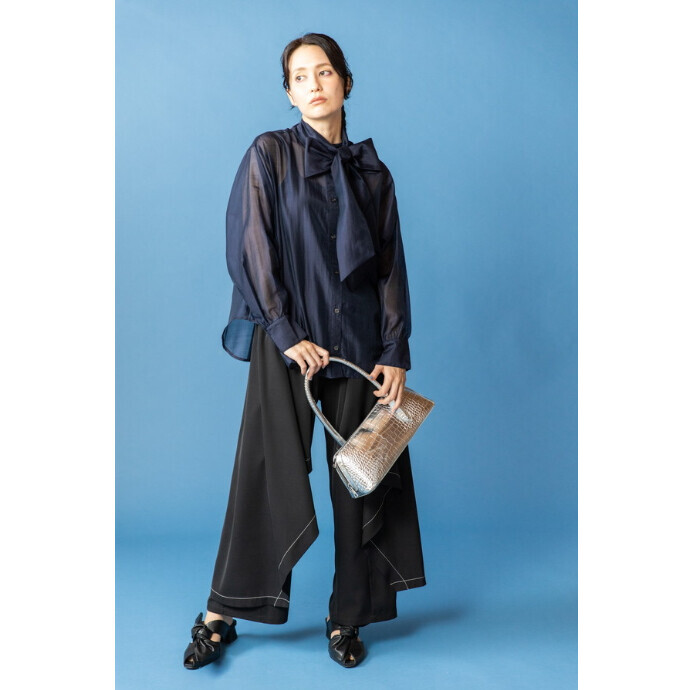 トレンドムード漂うシアーで軽やかに